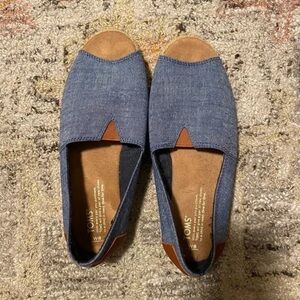 Open Toed Espadrilles TOMS Blue and Brown Loafers